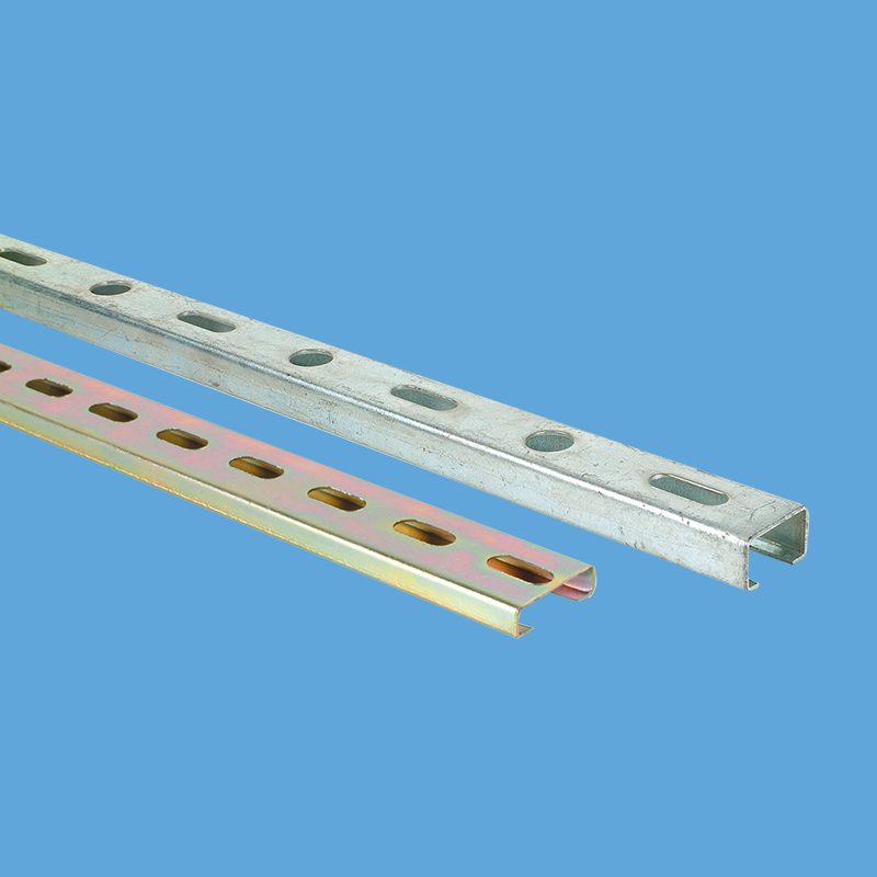 13 001 xxx C截面沖孔槽鋼導(dǎo)軌.jpg